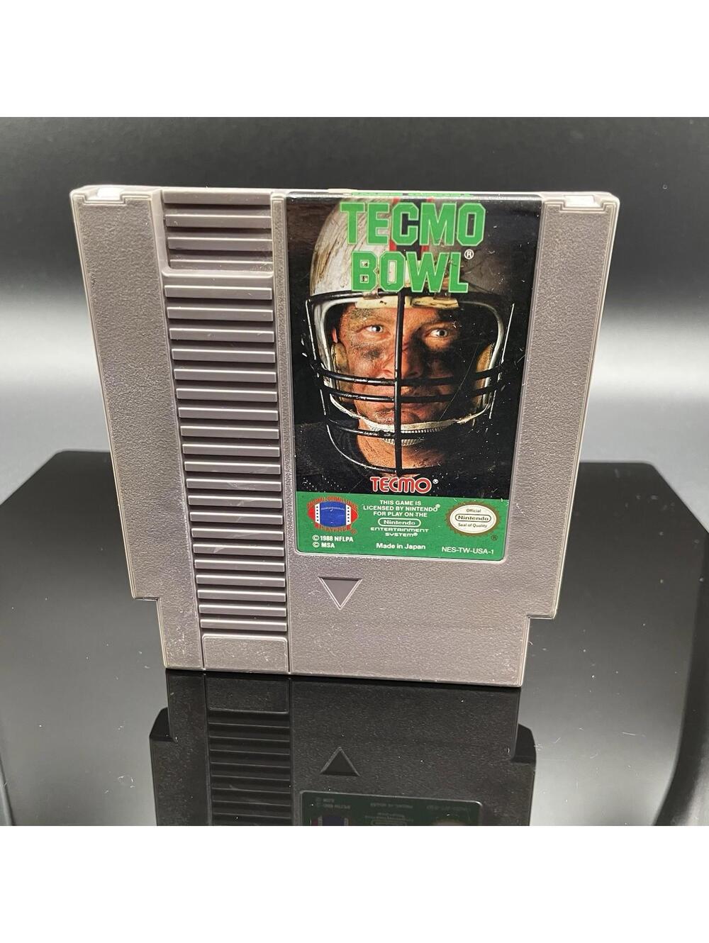 Tecmo Bowl (Nintendo NES, 1989) Tested Working